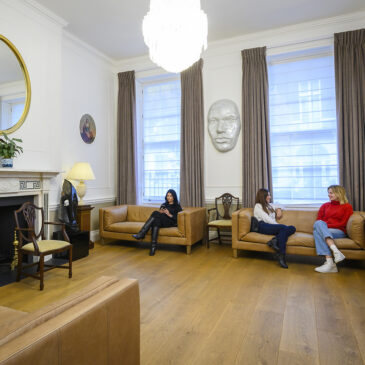 Harley Street Maxillofacial Clinic waiting room